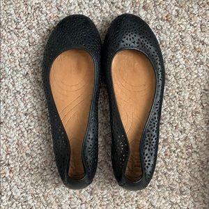 Clark’s Indigo Plush Bea Flats